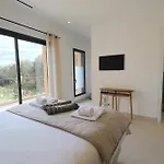 Ottavia - Piscine Chauffee, Nature & Calme Villa *