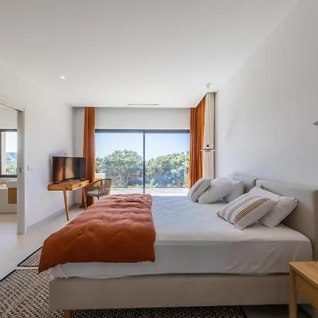 Ottavia - Piscine Chauffee, Nature & Calme Villa