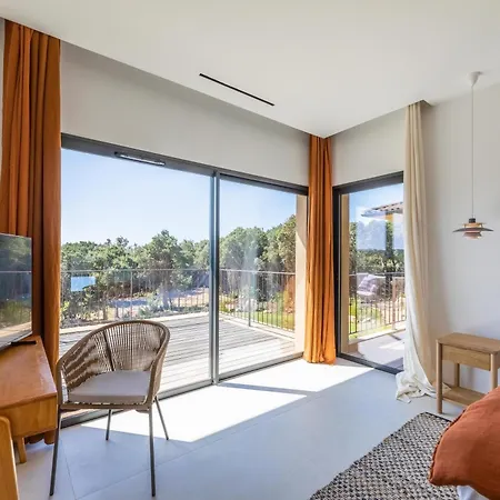 Ottavia - Piscine Chauffee, Nature & Calme Villa *