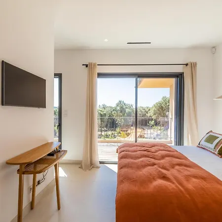 Ottavia - Piscine Chauffee, Nature & Calme Villa