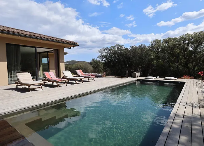 Ottavia - Piscine Chauffee, Nature & Calme Villa